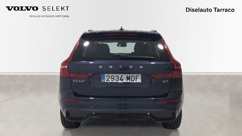 Volvo  XC60 Plus, B4 (diesel), Diésel, Dark